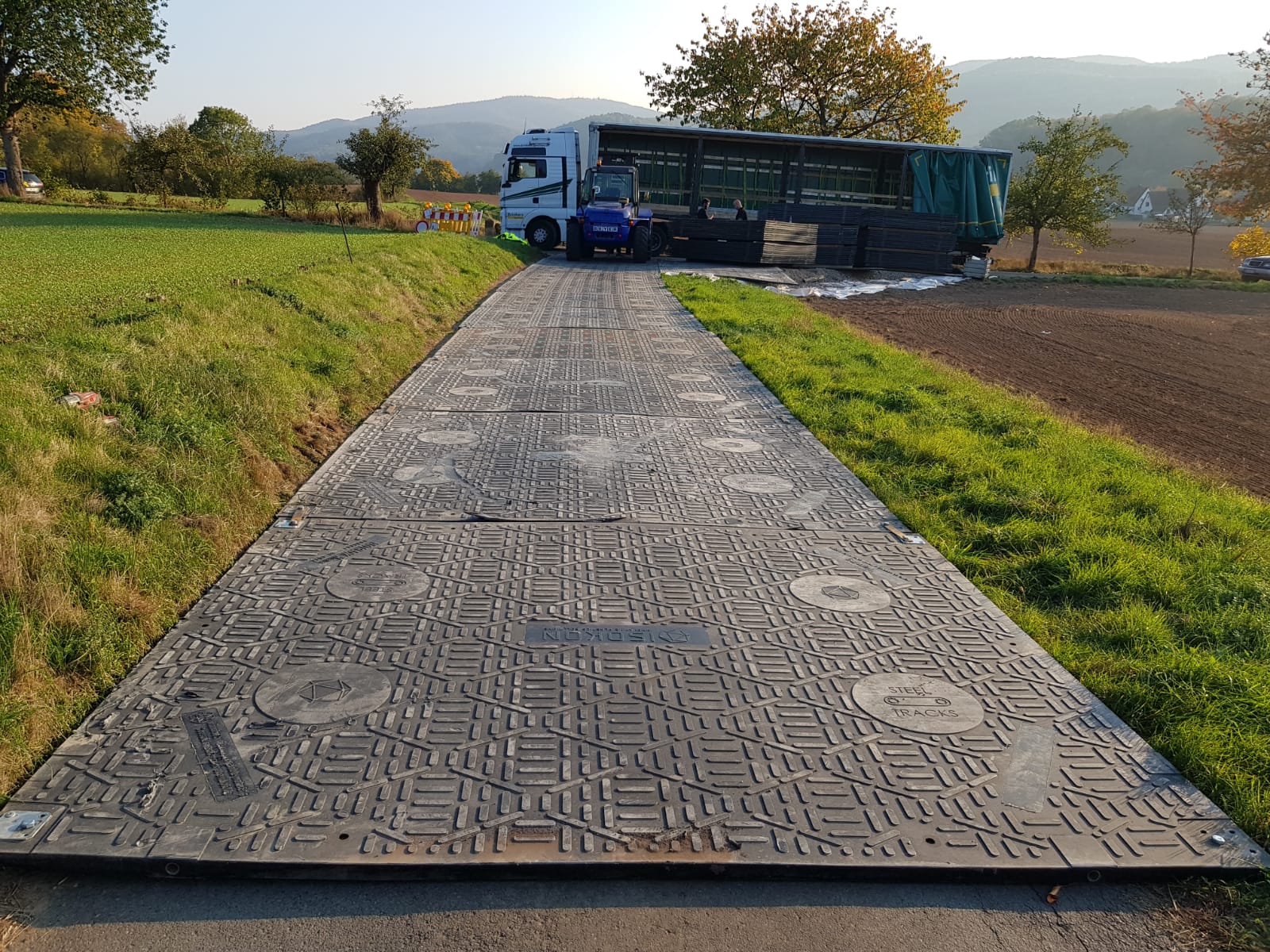 First Solutions - Bodenplatten / Bodensysteme